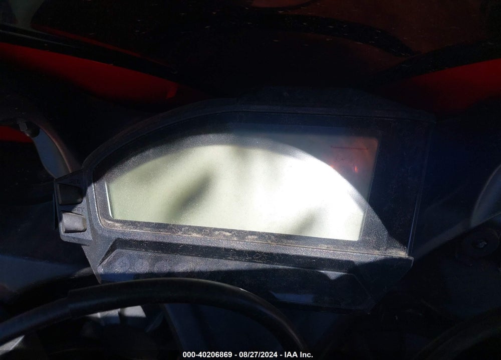 2015 HONDA CBR1000 RR VIN: JH2SC5974FK400015