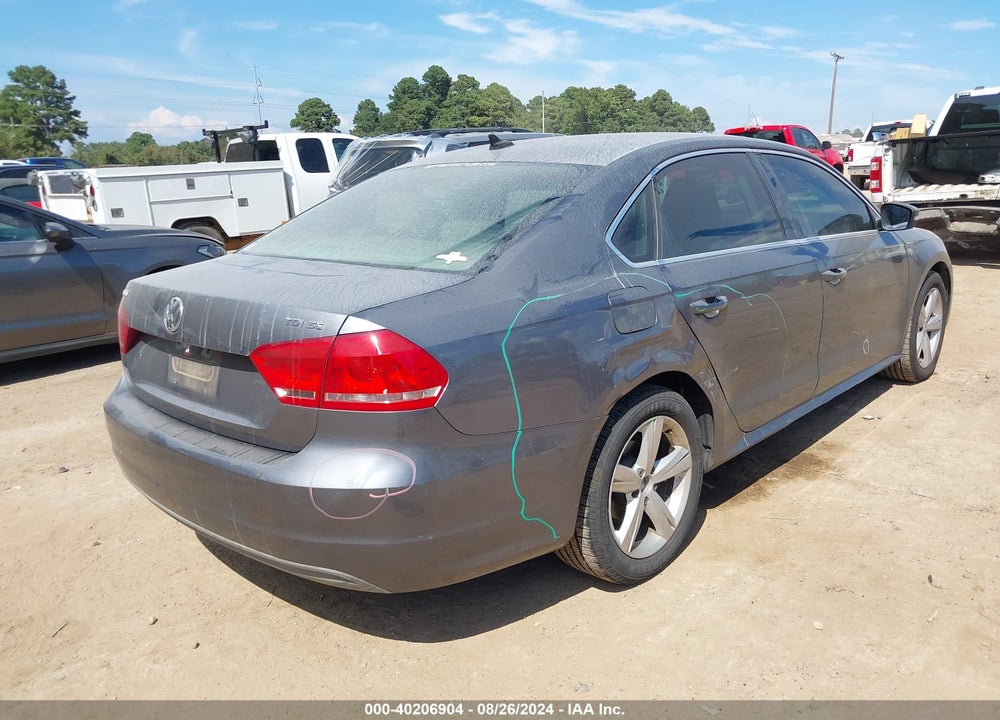 2013 VOLKSWAGEN PASSAT 2.0L TDI SE VIN: 1VWBN7A3XDC053656