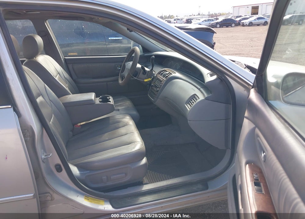 2000 TOYOTA AVALON XLS VIN: 4T1BF28B5YU103116