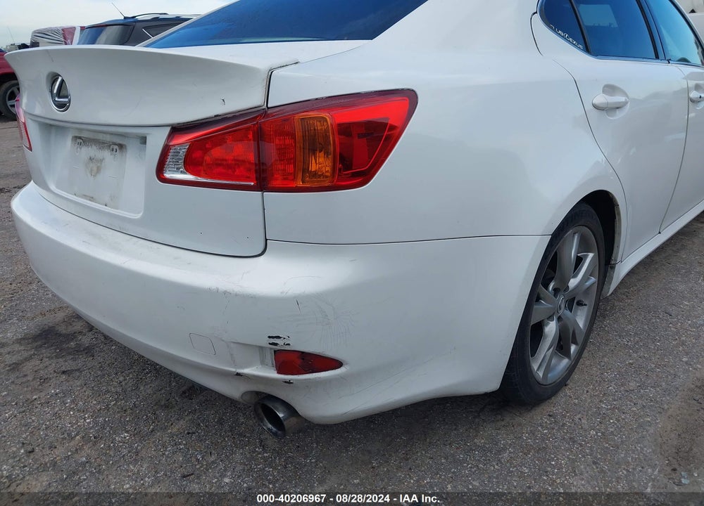 2010 LEXUS IS 250 VIN: JTHBF5C25A5121093