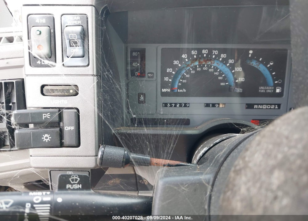 1994 CHEVROLET BLAZER S10 VIN: 1GNDT13W9R0172899