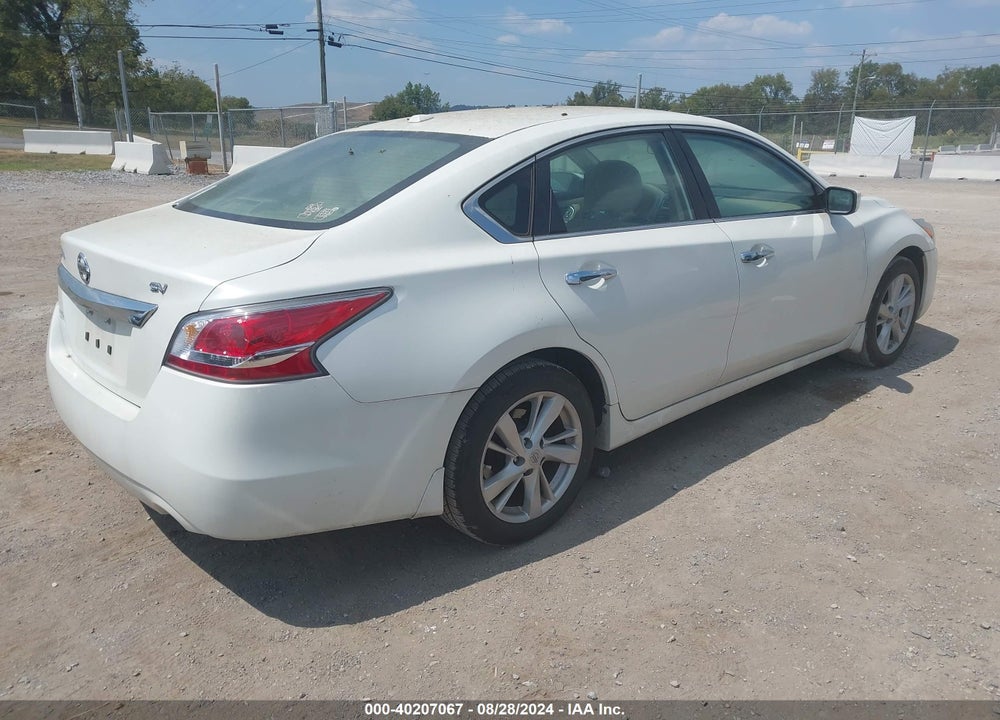2015 NISSAN ALTIMA VIN: 1N4AL3AP1FC484735