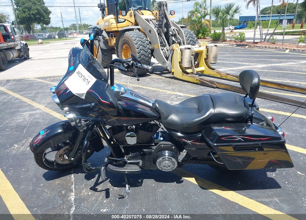 2012 HARLEY-DAVIDSON FLHX STREET GLIDE VIN: 1HD1KBM16CB660712