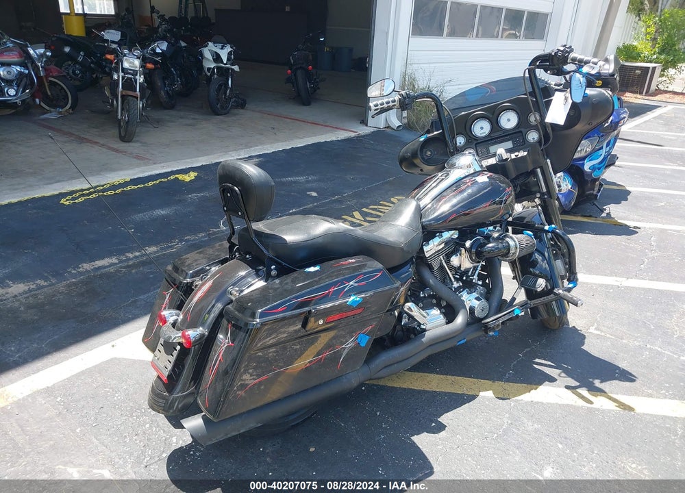 2012 HARLEY-DAVIDSON FLHX STREET GLIDE VIN: 1HD1KBM16CB660712