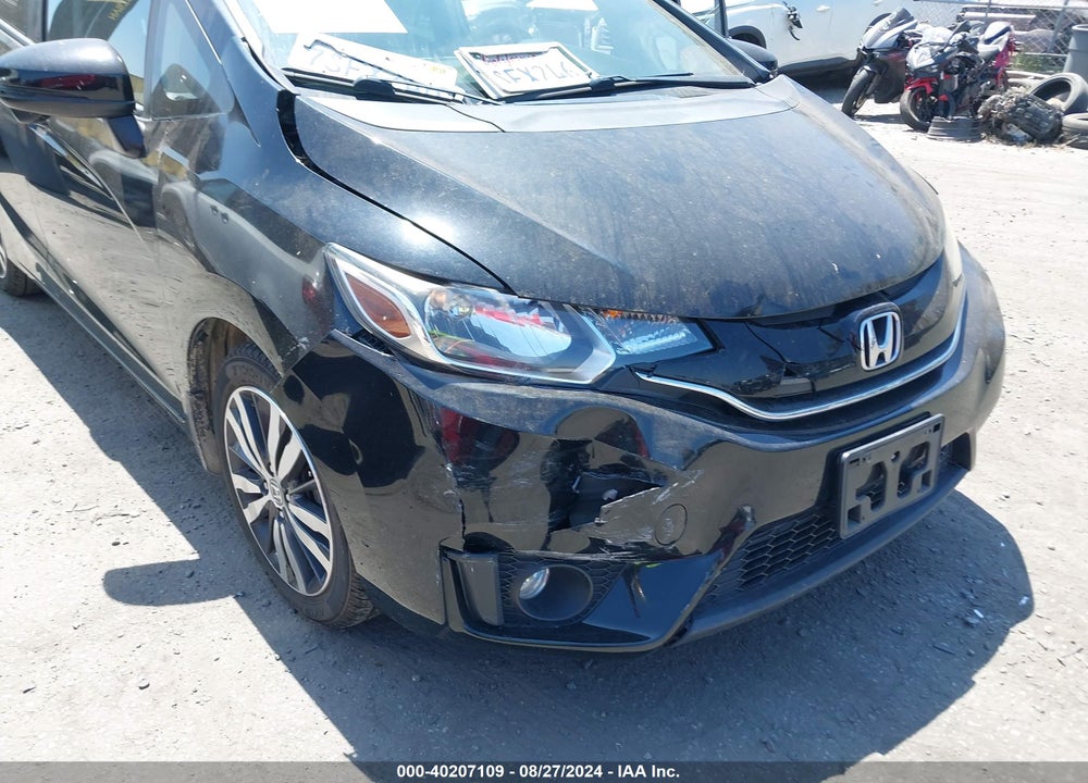2016 HONDA FIT VIN: JHMGK5H79GX031870