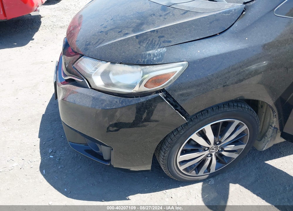 2016 HONDA FIT VIN: JHMGK5H79GX031870