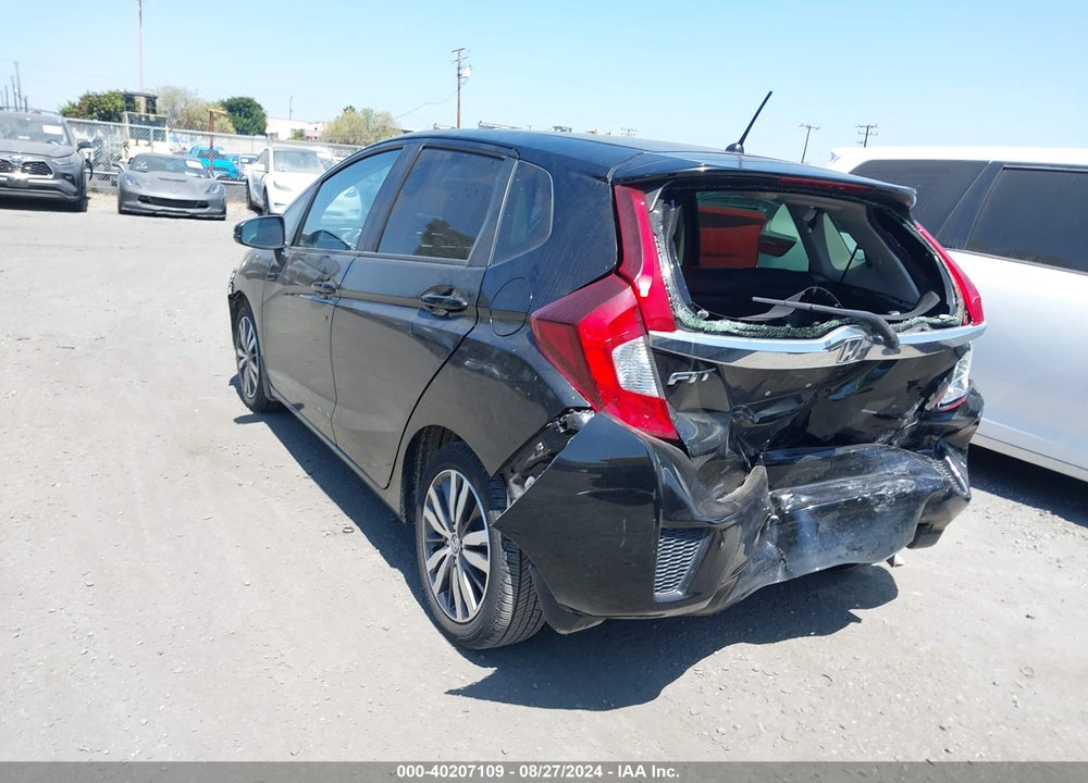 2016 HONDA FIT VIN: JHMGK5H79GX031870