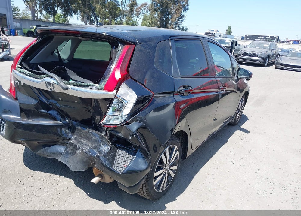 2016 HONDA FIT VIN: JHMGK5H79GX031870
