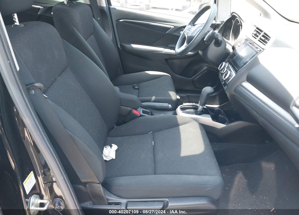 2016 HONDA FIT VIN: JHMGK5H79GX031870