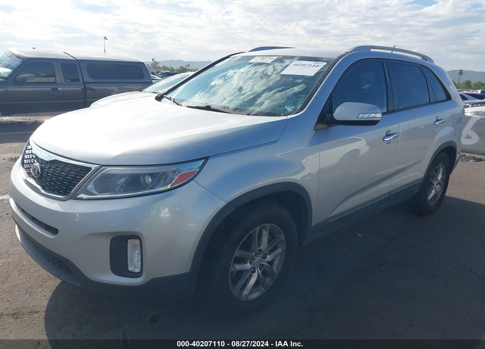 2015 KIA SORENTO LX VIN: 5XYKT4A61FG578816