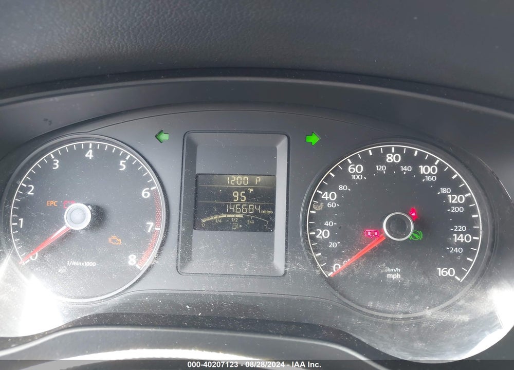2013 VOLKSWAGEN JETTA 2.0L S VIN: 3VW2K7AJ6DM273317