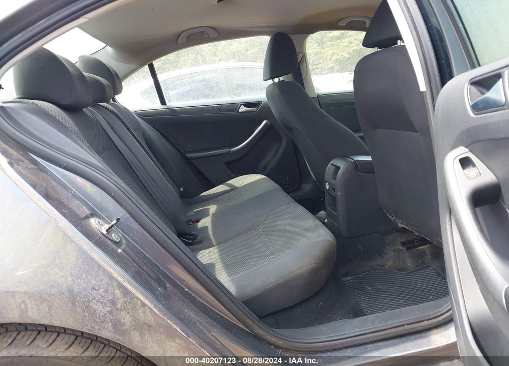 2013 VOLKSWAGEN JETTA 2.0L S VIN: 3VW2K7AJ6DM273317