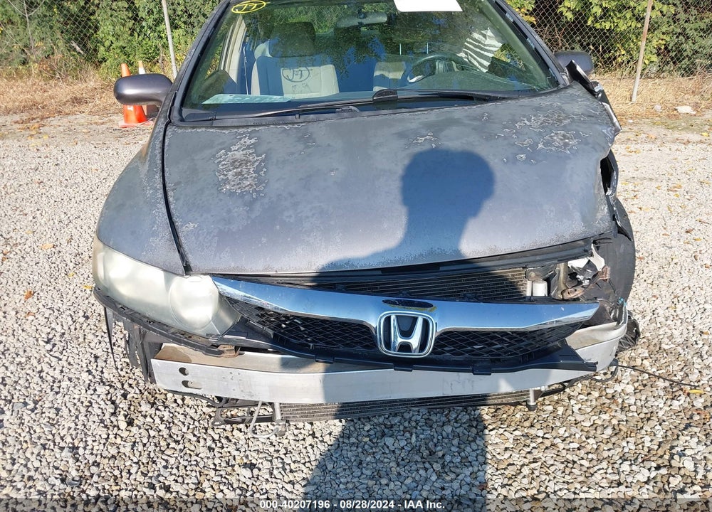 2010 HONDA CIVIC LX VIN: 2HGFA1F51AH558020