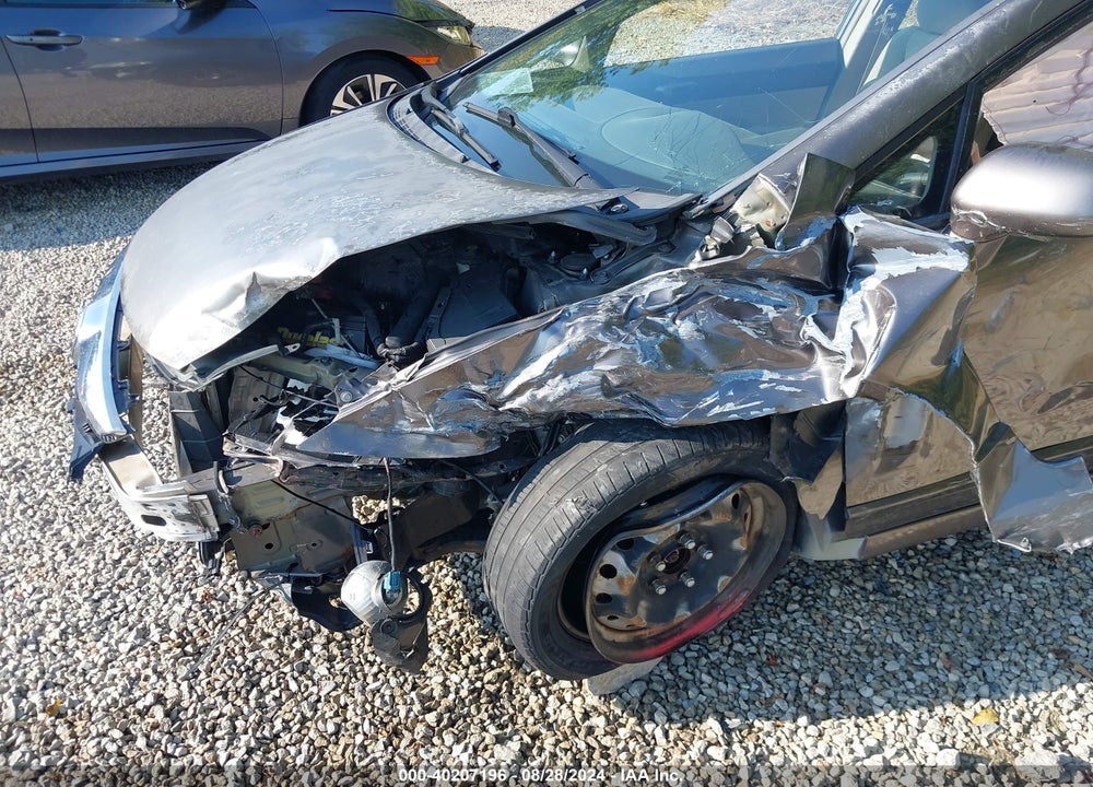 2010 HONDA CIVIC LX VIN: 2HGFA1F51AH558020