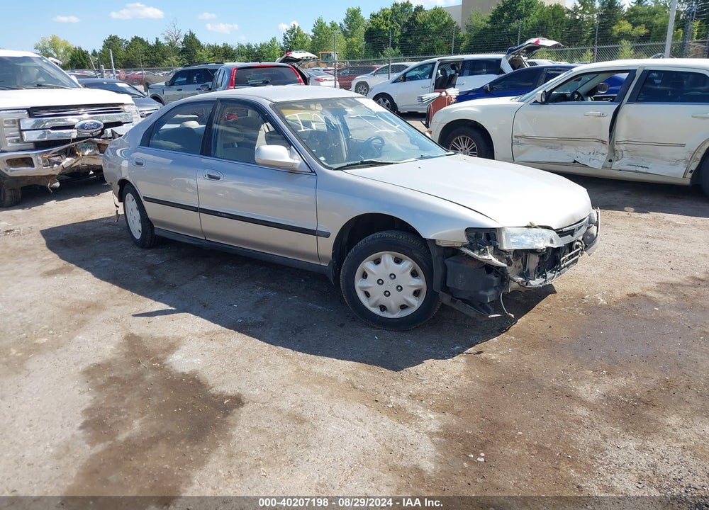 1996 HONDA ACCORD LX/EX VIN: 1HGCD5630TA129520