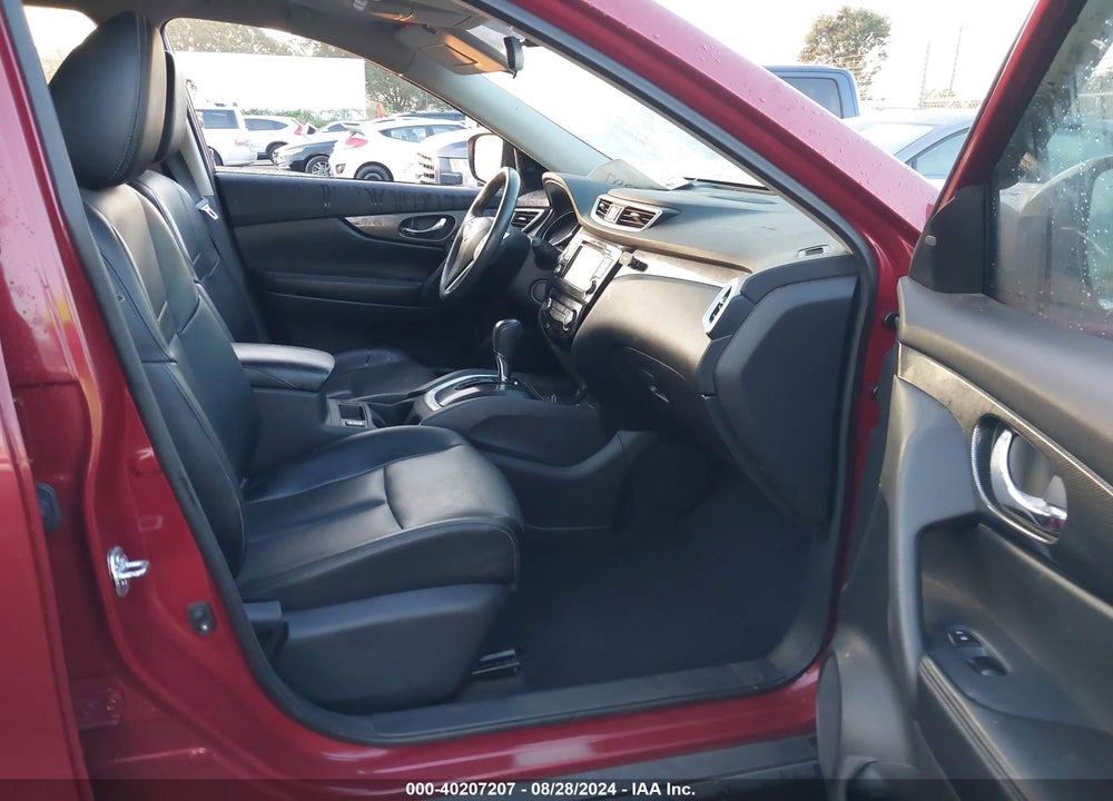 2015 NISSAN ROGUE SL VIN: 5N1AT2MT4FC924326