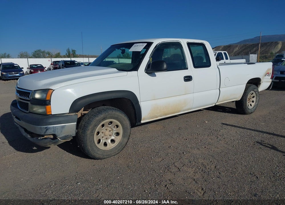 2006 CHEVROLET SILVERADO 1500 WORK TRUCK VIN: 1GCEK19T46E165077