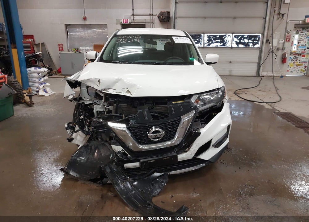 2017 NISSAN ROGUE S VIN: 5N1AT2MV8HC783524