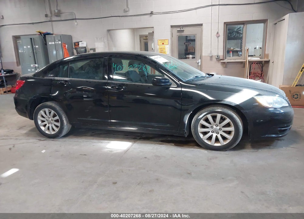 2013 CHRYSLER 200 VIN: 1C3CCBBG6DN556532