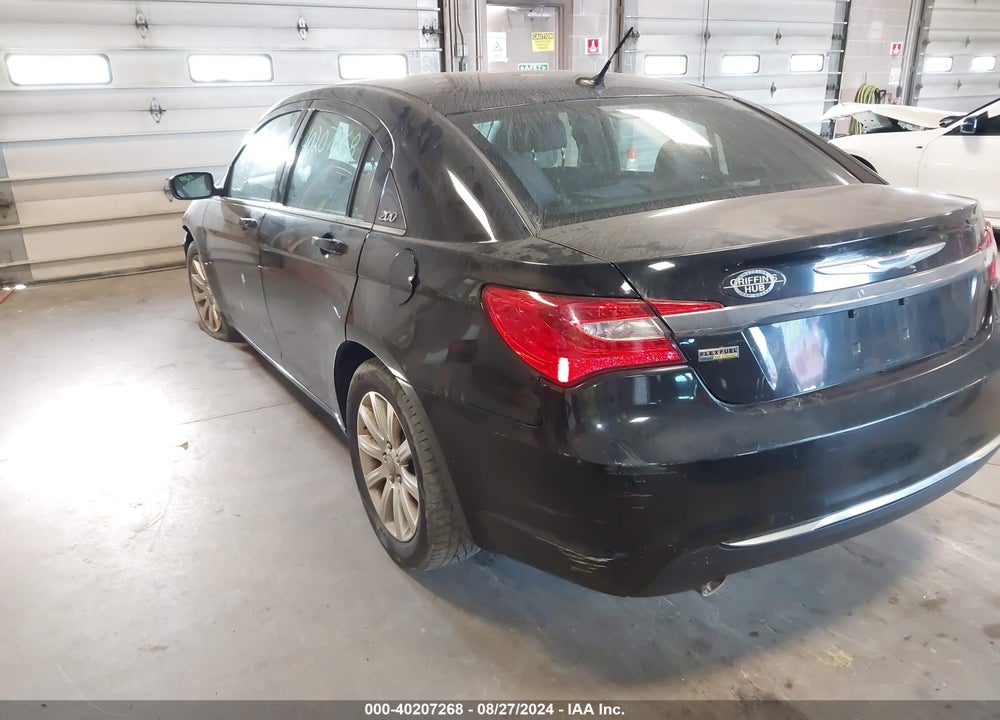 2013 CHRYSLER 200 VIN: 1C3CCBBG6DN556532