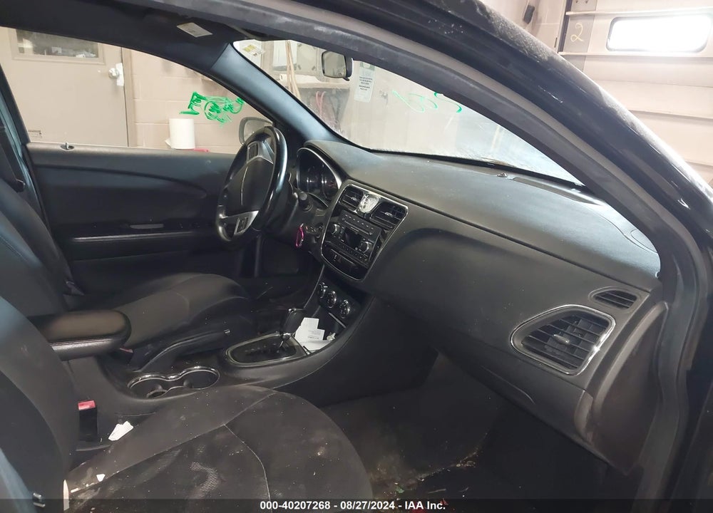2013 CHRYSLER 200 VIN: 1C3CCBBG6DN556532