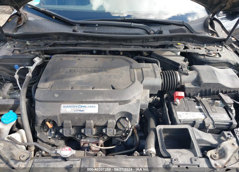 2015 HONDA ACCORD EX-L V-6 VIN: 1HGCR3F81FA032879