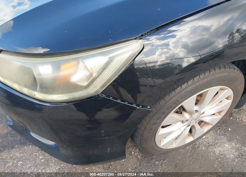 2015 HONDA ACCORD EX-L V-6 VIN: 1HGCR3F81FA032879