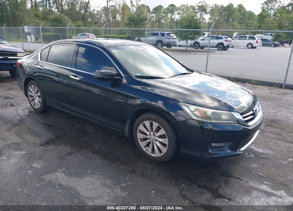 2015 HONDA ACCORD EX-L V-6 VIN: 1HGCR3F81FA032879