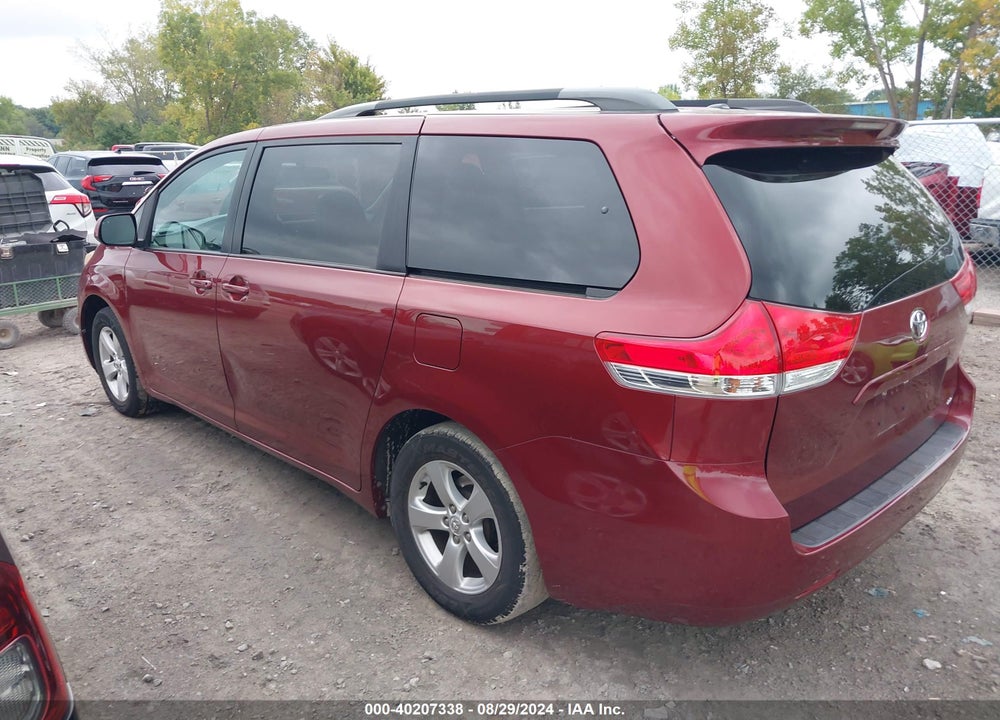 2011 TOYOTA SIENNA LE V6 VIN: 5TDKK3DC8BS090376