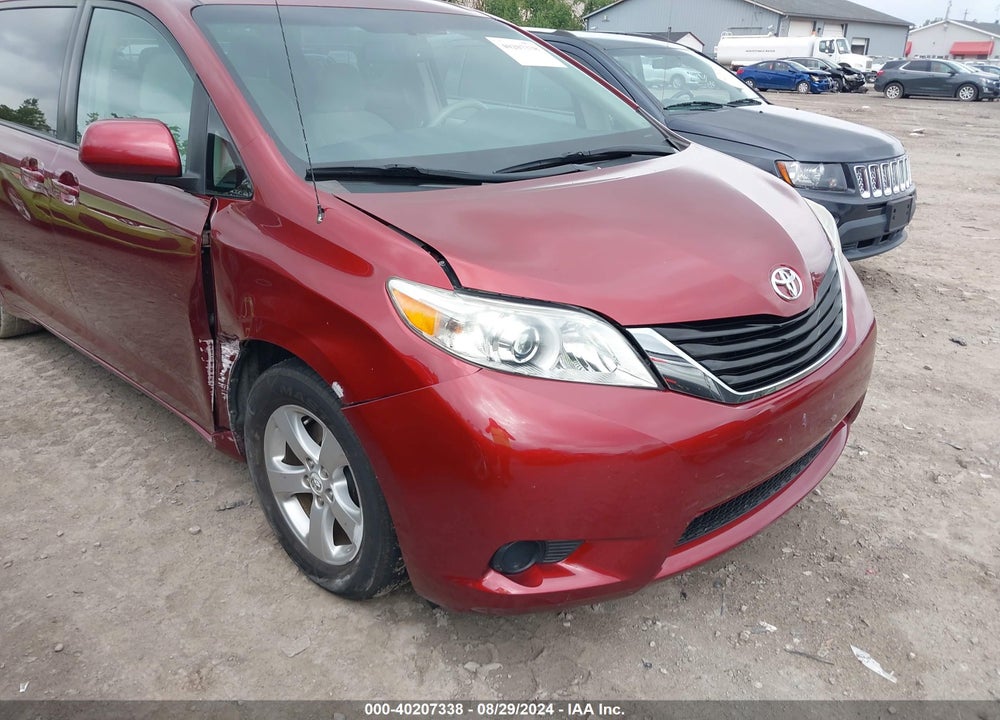 2011 TOYOTA SIENNA LE V6 VIN: 5TDKK3DC8BS090376