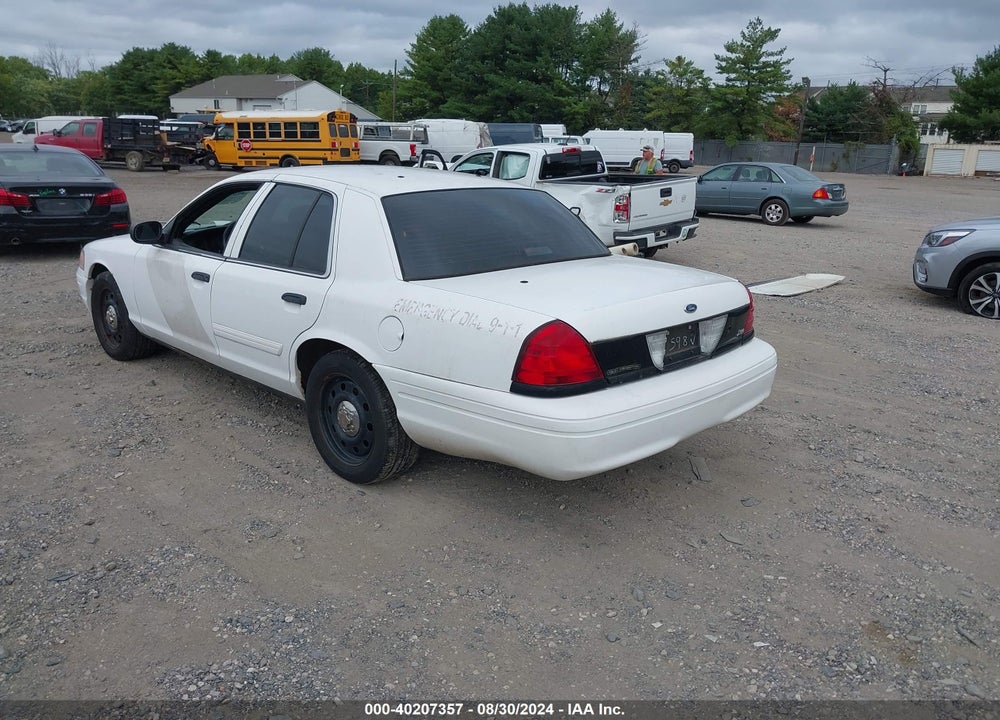 2011 FORD CROWN VICTORIA POLICE INTERCEPTOR VIN: 2FABP7BV9BX158319