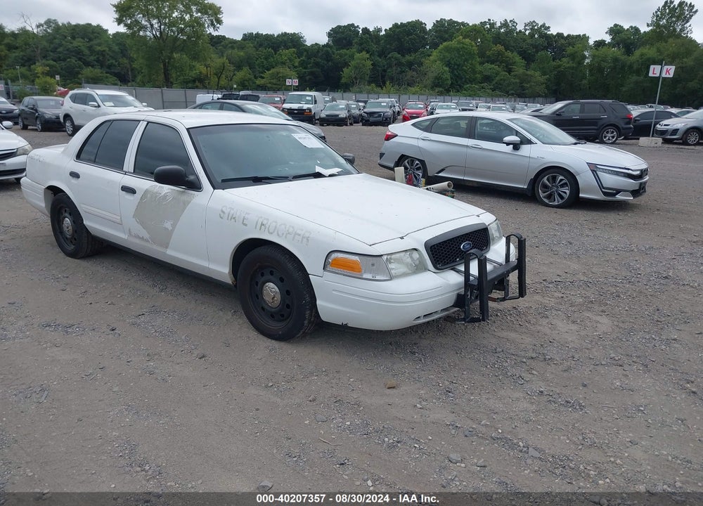 2011 FORD CROWN VICTORIA POLICE INTERCEPTOR VIN: 2FABP7BV9BX158319