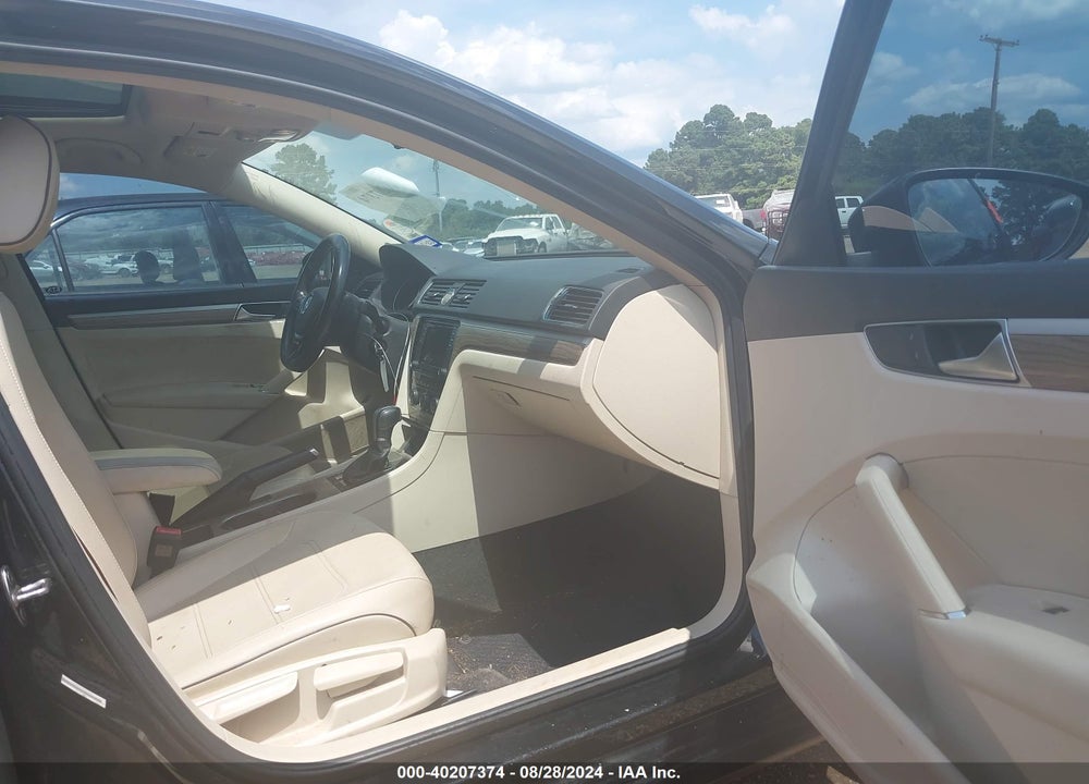 2016 VOLKSWAGEN PASSAT 1.8T SE VIN: 1VWBT7A30GC029070