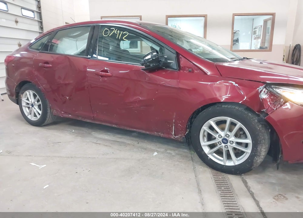 2016 FORD FOCUS SE VIN: 1FADP3F26GL390303