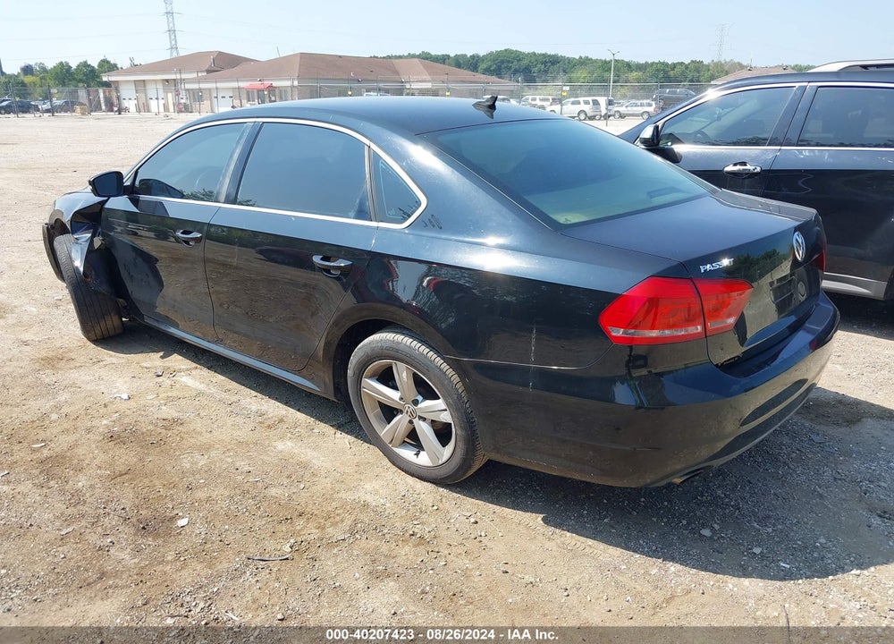2012 VOLKSWAGEN PASSAT 2.5L SE VIN: 1VWBP7A38CC077849