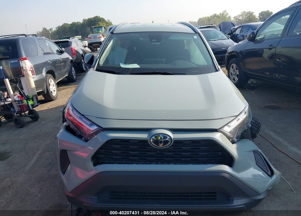 2022 TOYOTA RAV4 XLE VIN: 2T3W1RFV1NW225528
