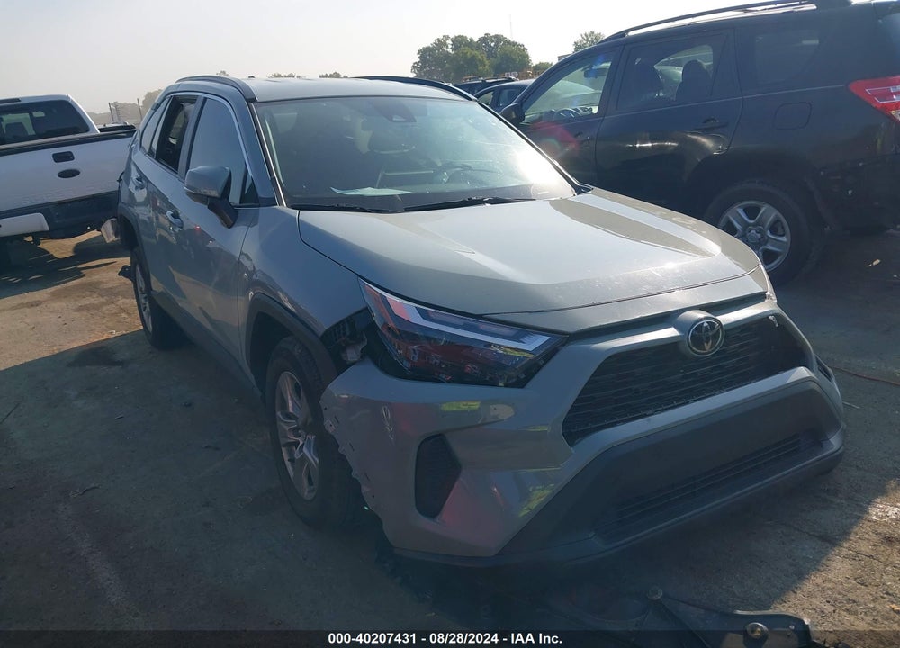 2022 TOYOTA RAV4 XLE VIN: 2T3W1RFV1NW225528
