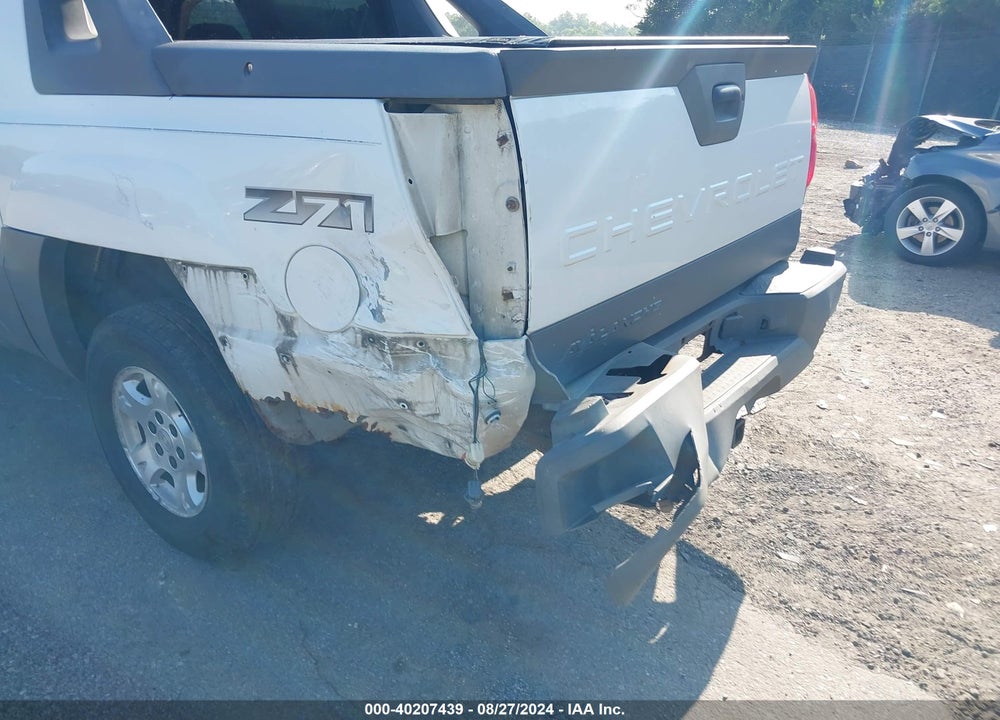 2002 CHEVROLET AVALANCHE 1500 VIN: 3GNEK13T12G113716