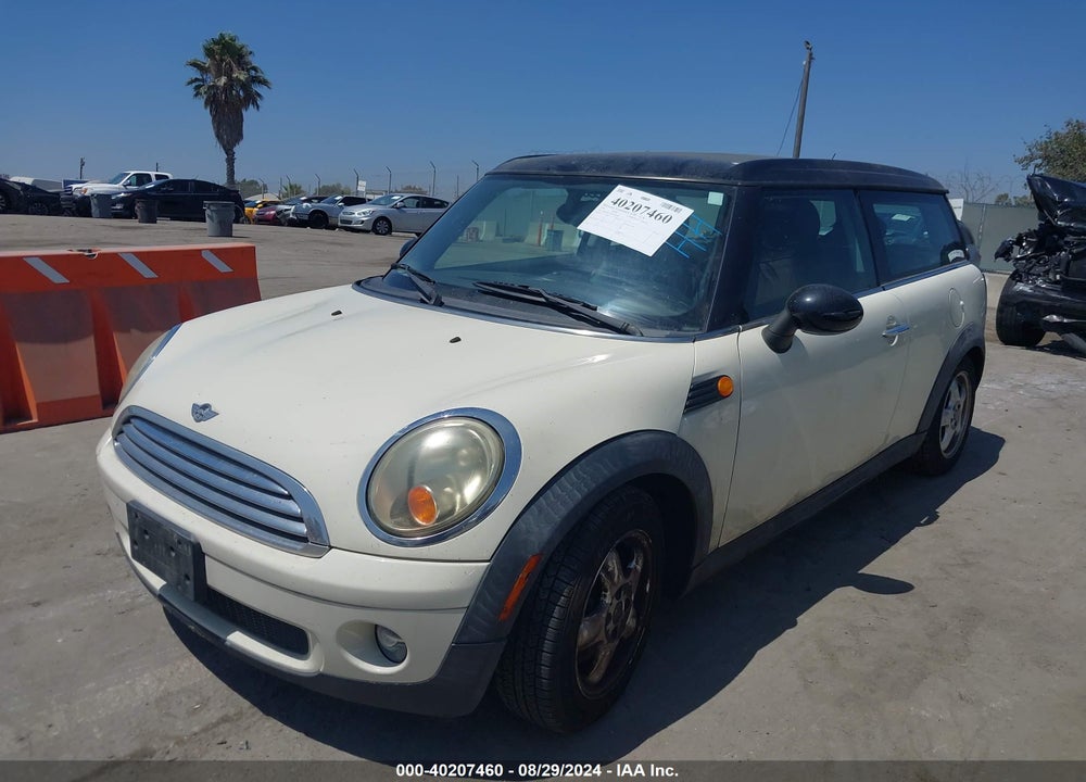 2009 MINI COOPER CLUBMAN VIN: WMWML33549TX50303