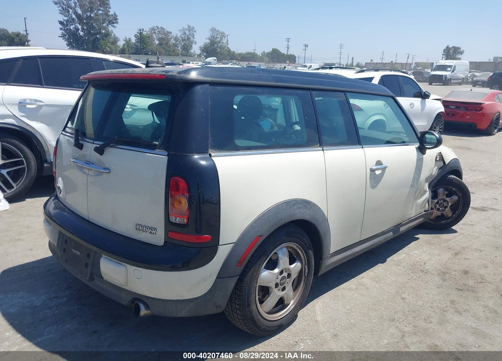 2009 MINI COOPER CLUBMAN VIN: WMWML33549TX50303
