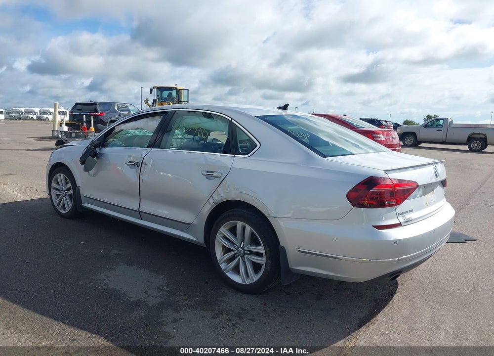 2017 VOLKSWAGEN PASSAT 1.8T SEL PREMIUM VIN: 1VWCT7A32HC064912
