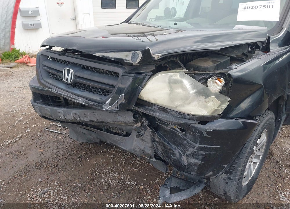 2005 HONDA PILOT EX VIN: 2HKYF18465H540400