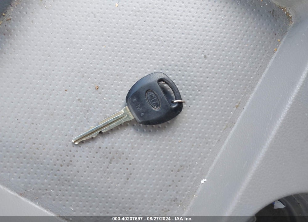 2010 KIA SEDONA BASE (A5)/LX VIN: KNDMG4C35A6336977