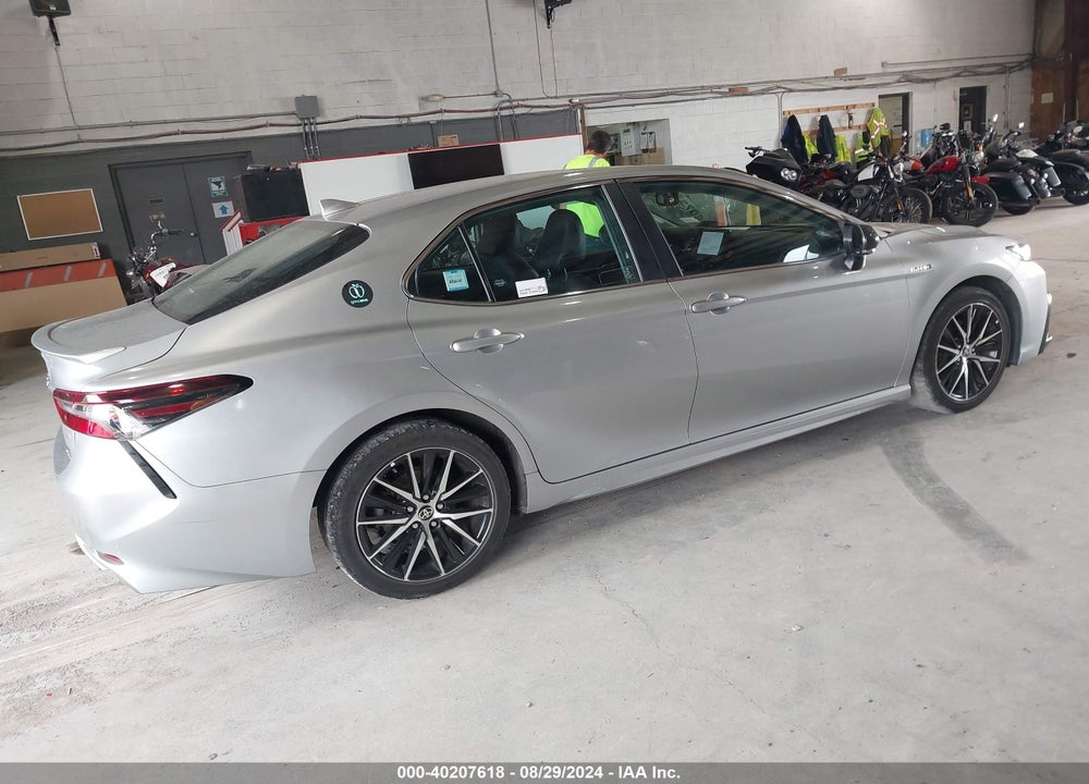 2021 TOYOTA CAMRY SE HYBRID VIN: 4T1S31AK2MU565429