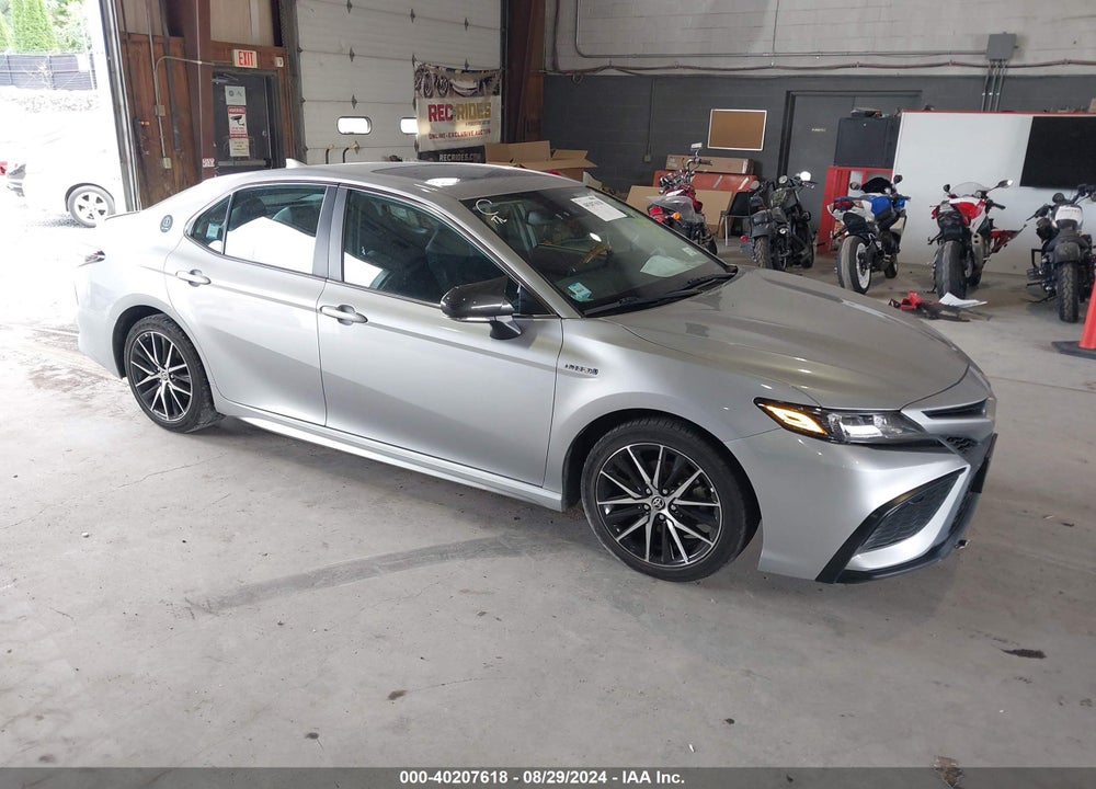 2021 TOYOTA CAMRY SE HYBRID VIN: 4T1S31AK2MU565429