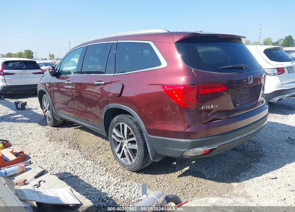 2018 HONDA PILOT TOURING VIN: 5FNYF6H90JB046311