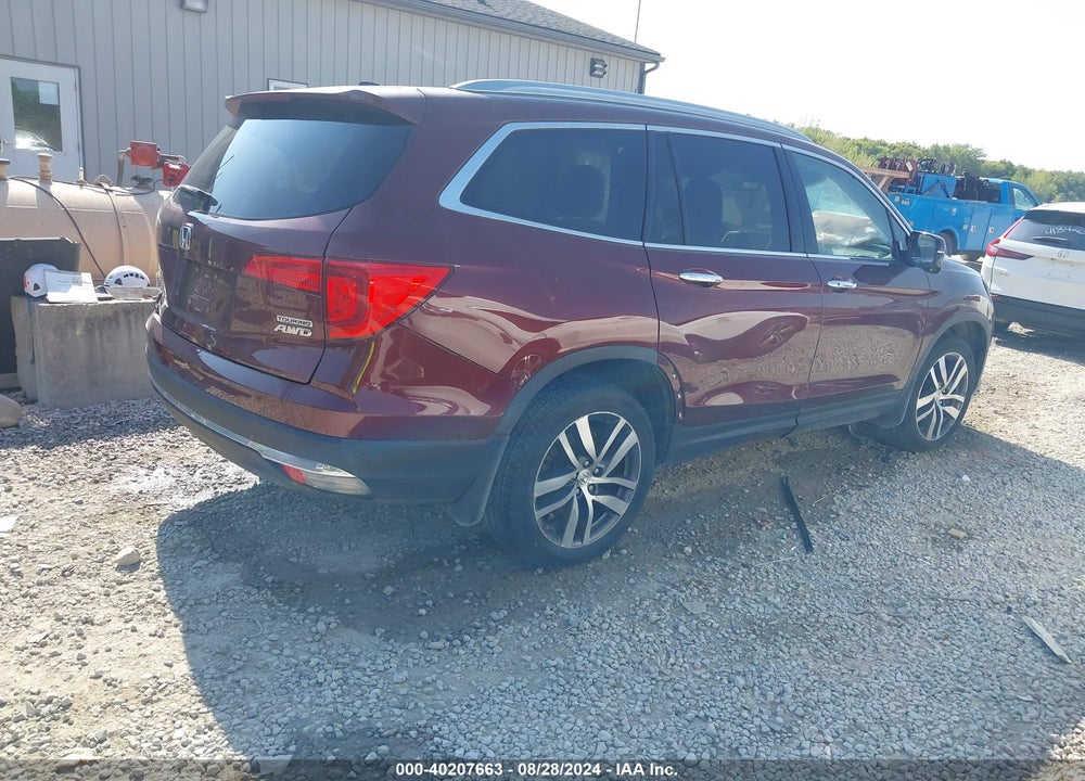 2018 HONDA PILOT TOURING VIN: 5FNYF6H90JB046311
