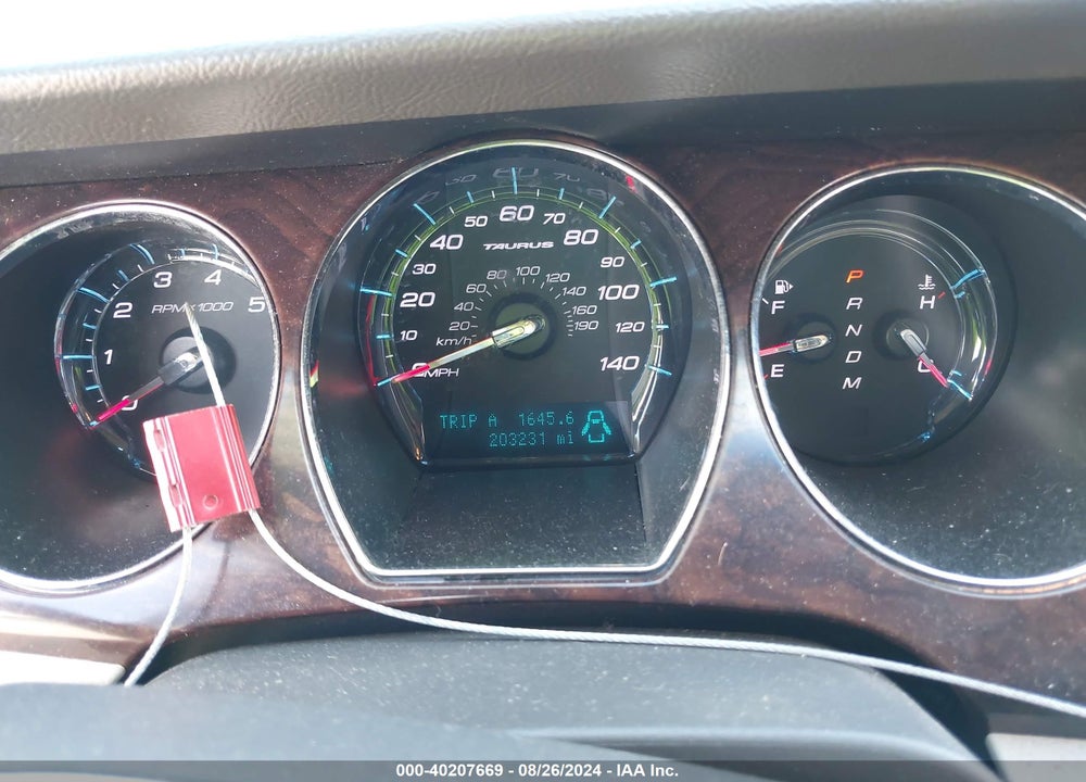 2011 FORD TAURUS SEL VIN: 1FAHP2EW8BG136450