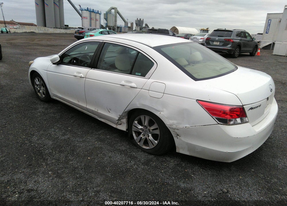 2010 HONDA ACCORD 2.4 LX-P VIN: 1HGCP2F4XAA046172