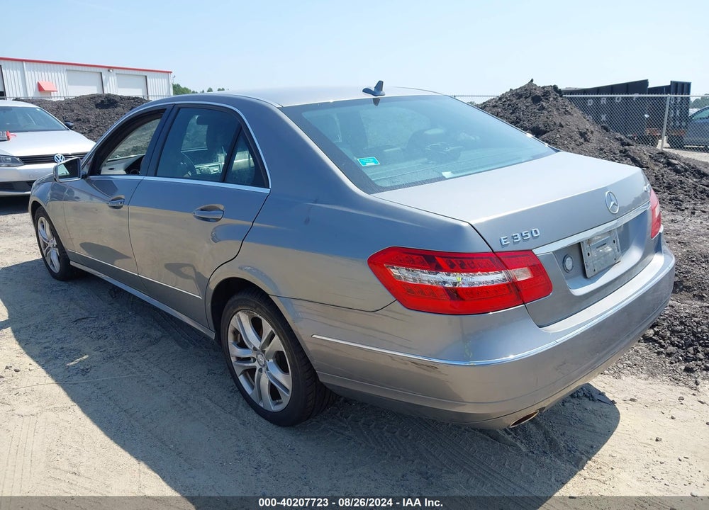 2011 MERCEDES-BENZ E 350 4MATIC VIN: WDDHF8HB4BA271748